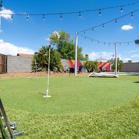 Mini Golf Fire Pit Pool Game Room 챈들러 외부 사진